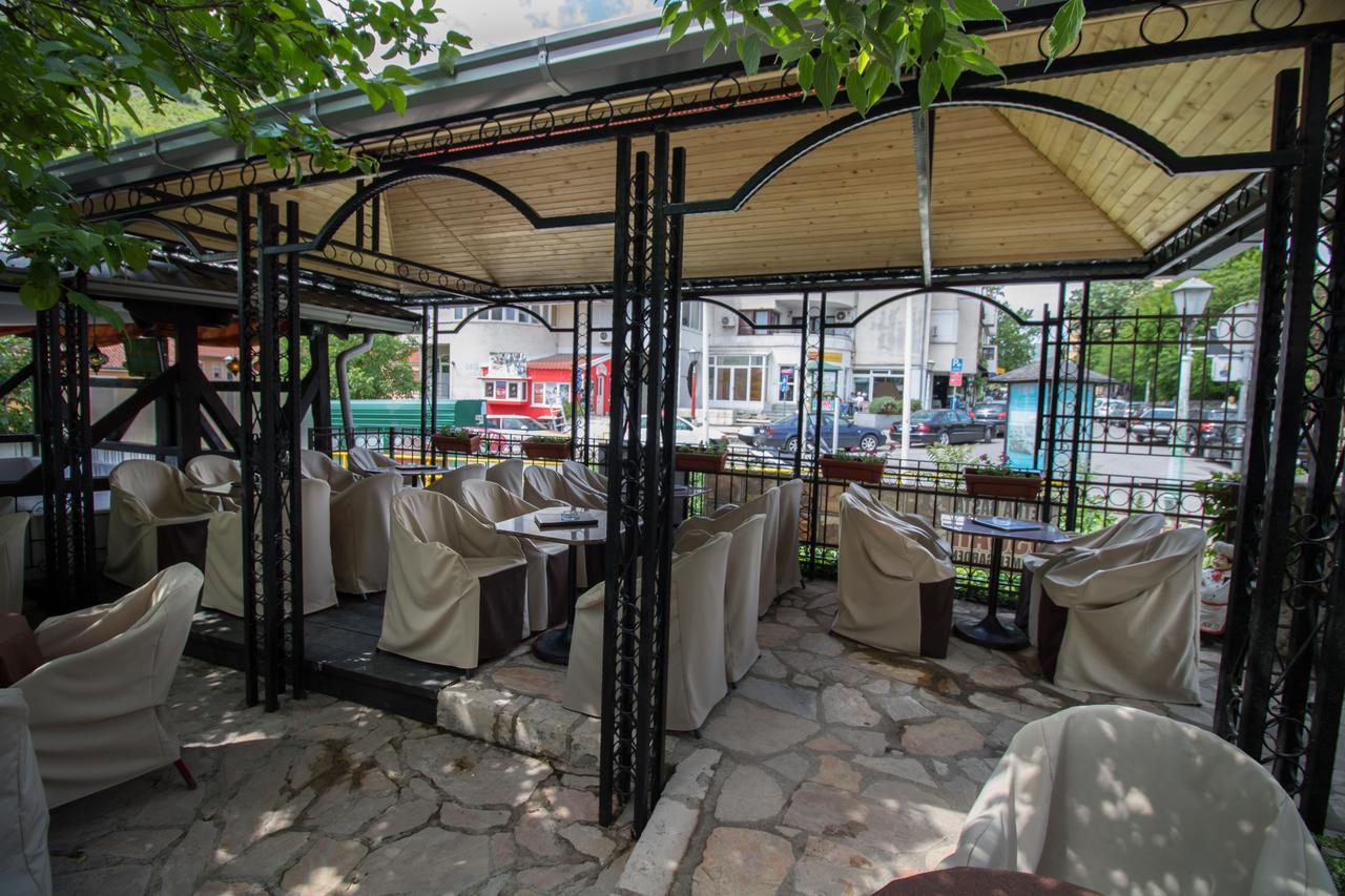 Pansion Oscar Summer Garden Mostar Ngoại thất bức ảnh